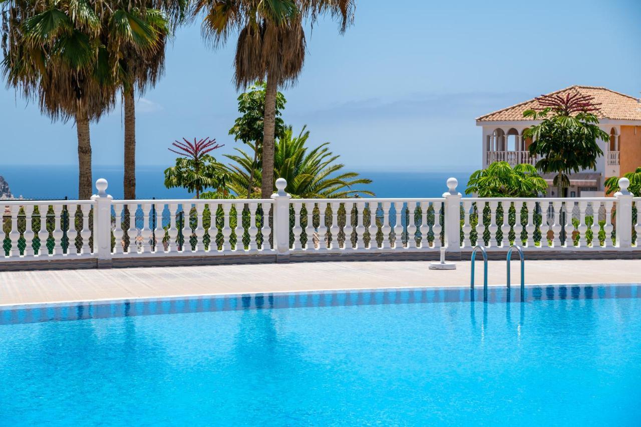 3c ÁTICO VISTA HERMOSA WIFI POOL,TENNIS,PADEL,PARK Los Cristianos  Esterno foto
